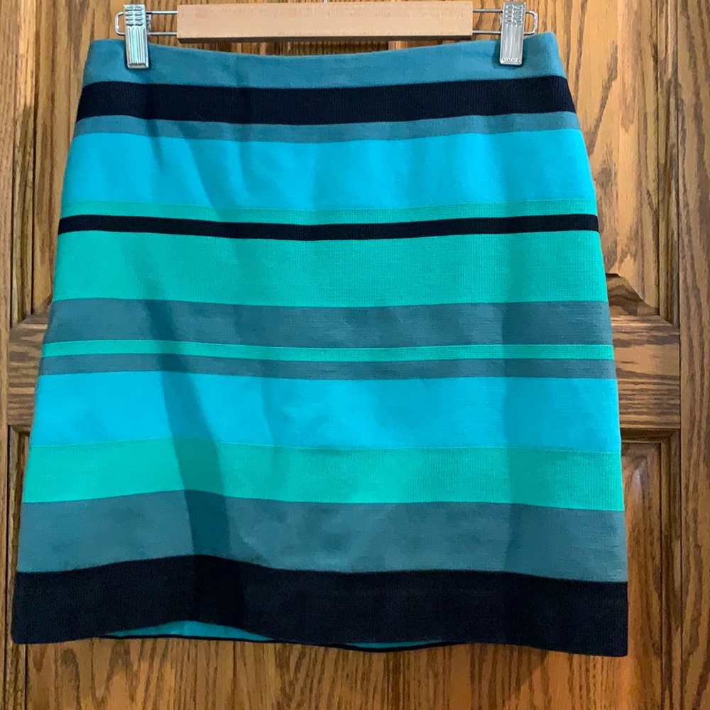 NWOT Loft Pencil Skirt